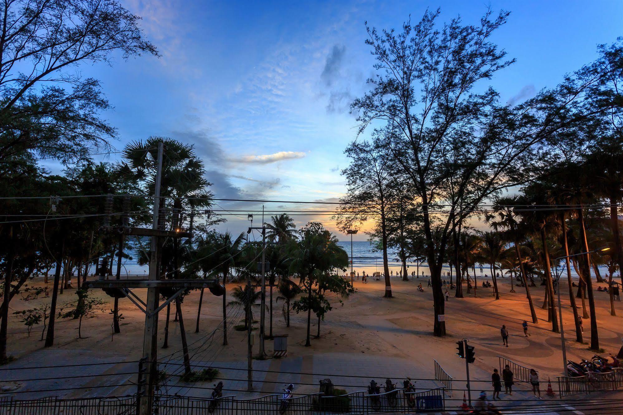 Patong Marina Hotel By Lofty Extérieur photo