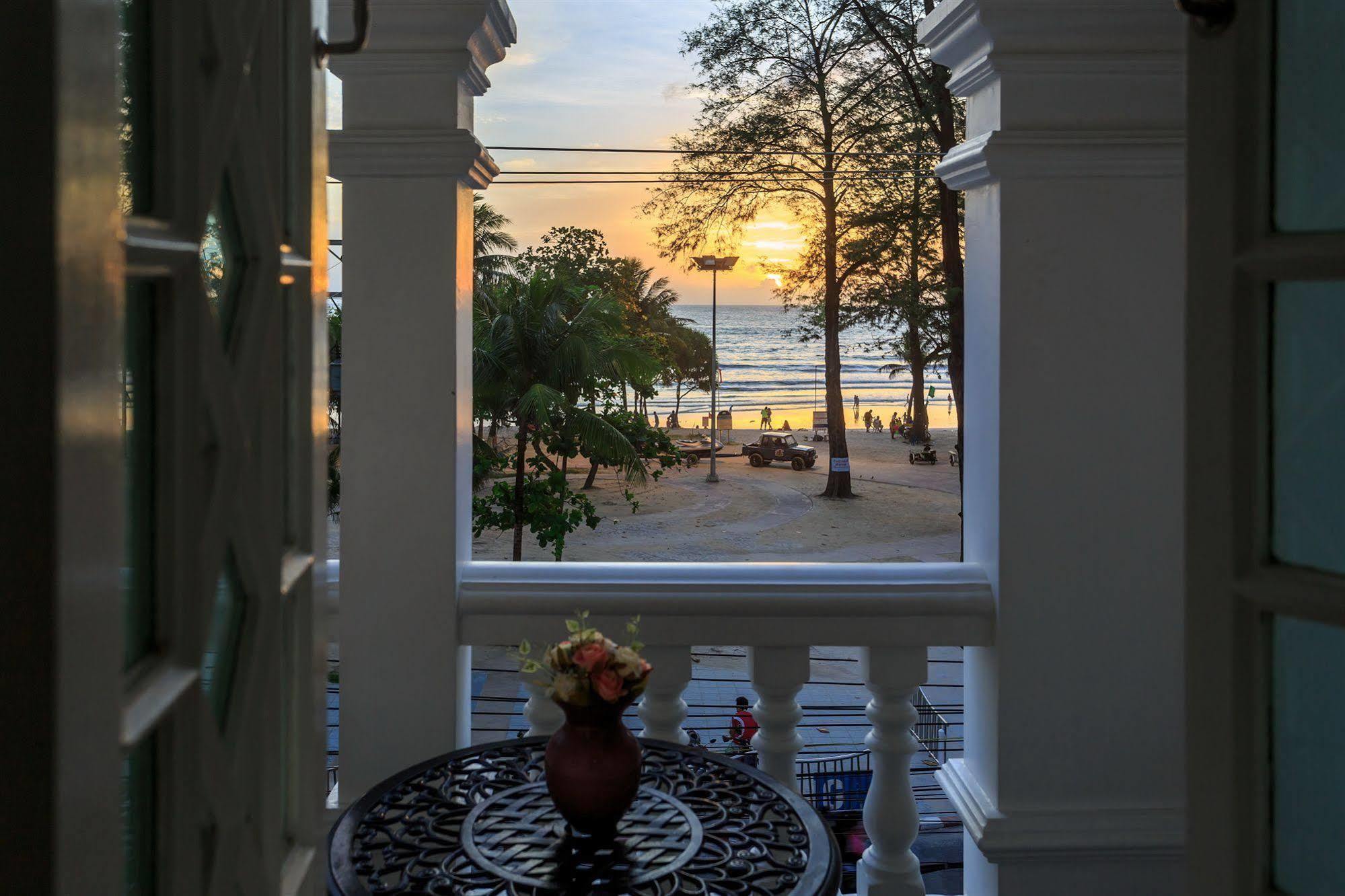 Patong Marina Hotel By Lofty Extérieur photo